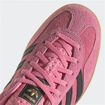 Adidas originals gazelle indoor pink
